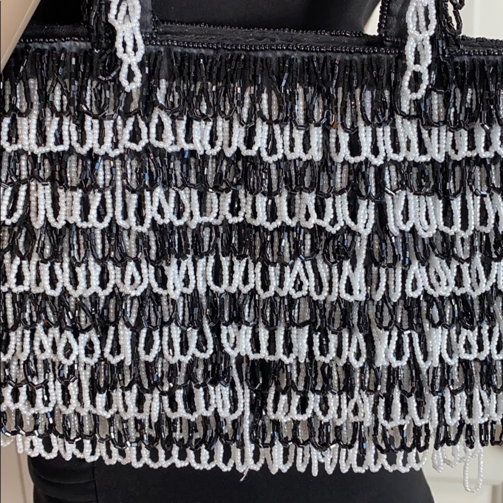 CEM Black and White Beaded Shoulder Purse - Picture 3 of 6